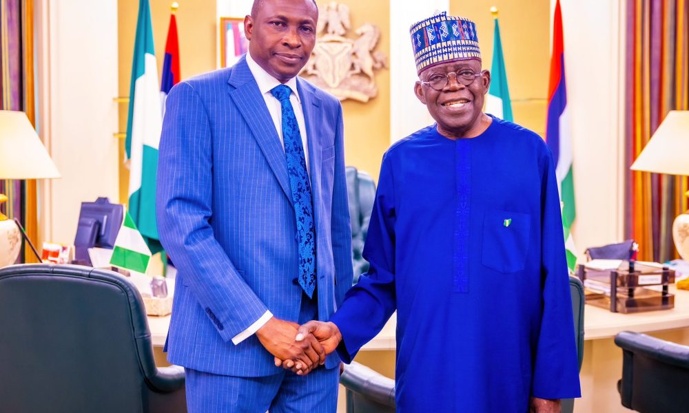 Tinubu-and-efcc-chairman-Olukoyede-1000x600.jpg