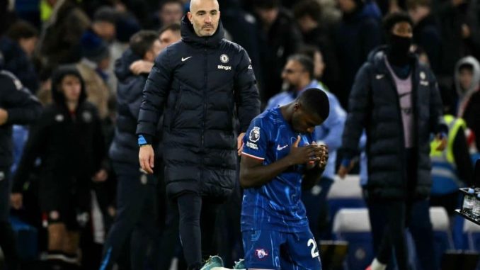 Enzo-Maresca-and-Moises-Caicedo-on-the-touchline-1000x600.jpg