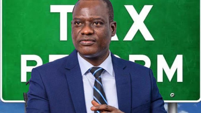Taiwo-Oyedele.jpg