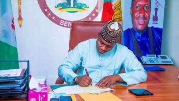 BREAKING: Another Senior Senator Quits APC, Reveals Why