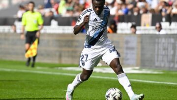 Former Chelsea Manager to Coach Super Eagles Star Moses Simon at Paris FC