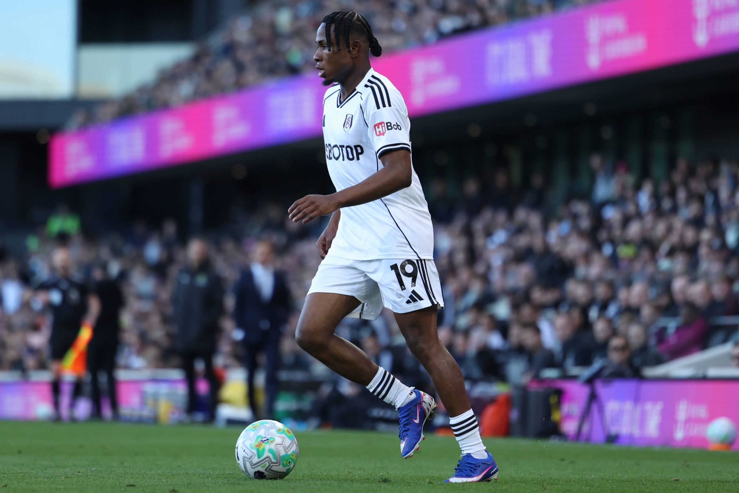 Why Fulham’s Interest Hasn’t Convinced Nigerian Star to Leave AC Milan