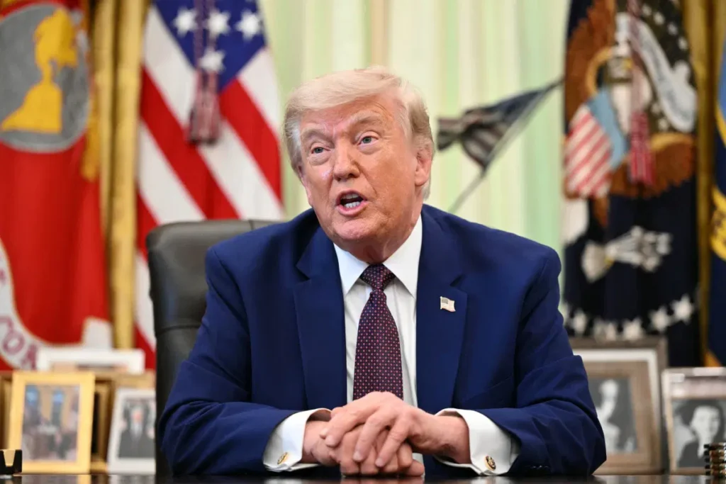 Trump Orders Worldwide Pause on U.S. Visa Applications