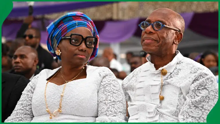 BREAKING: Atiku, Osinbajo, Mark Attend Amaechi’s Mother’s Funeral